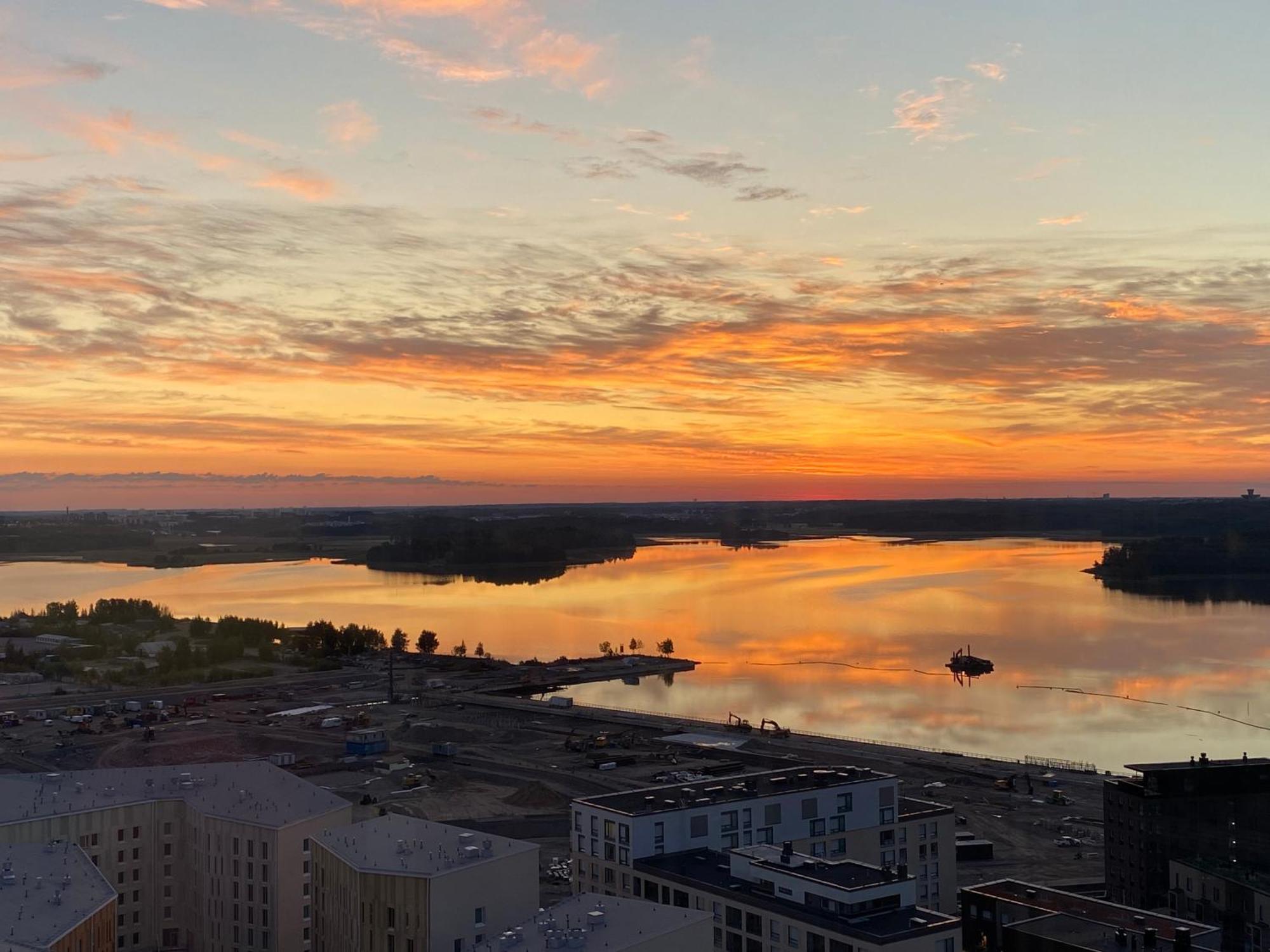 18Th Floor Helsinki High Point 1 Bdr Apartment With City View - Free Garage Parking المظهر الخارجي الصورة